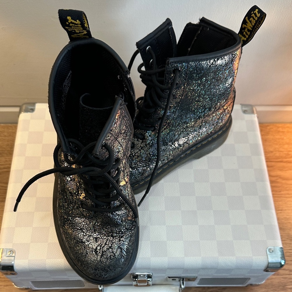 Dr. Martens Kids Metallic Black Boots